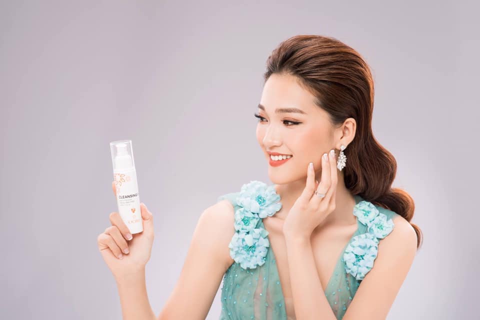 Dầu tẩy trang CICIRO CLEANSING OIL