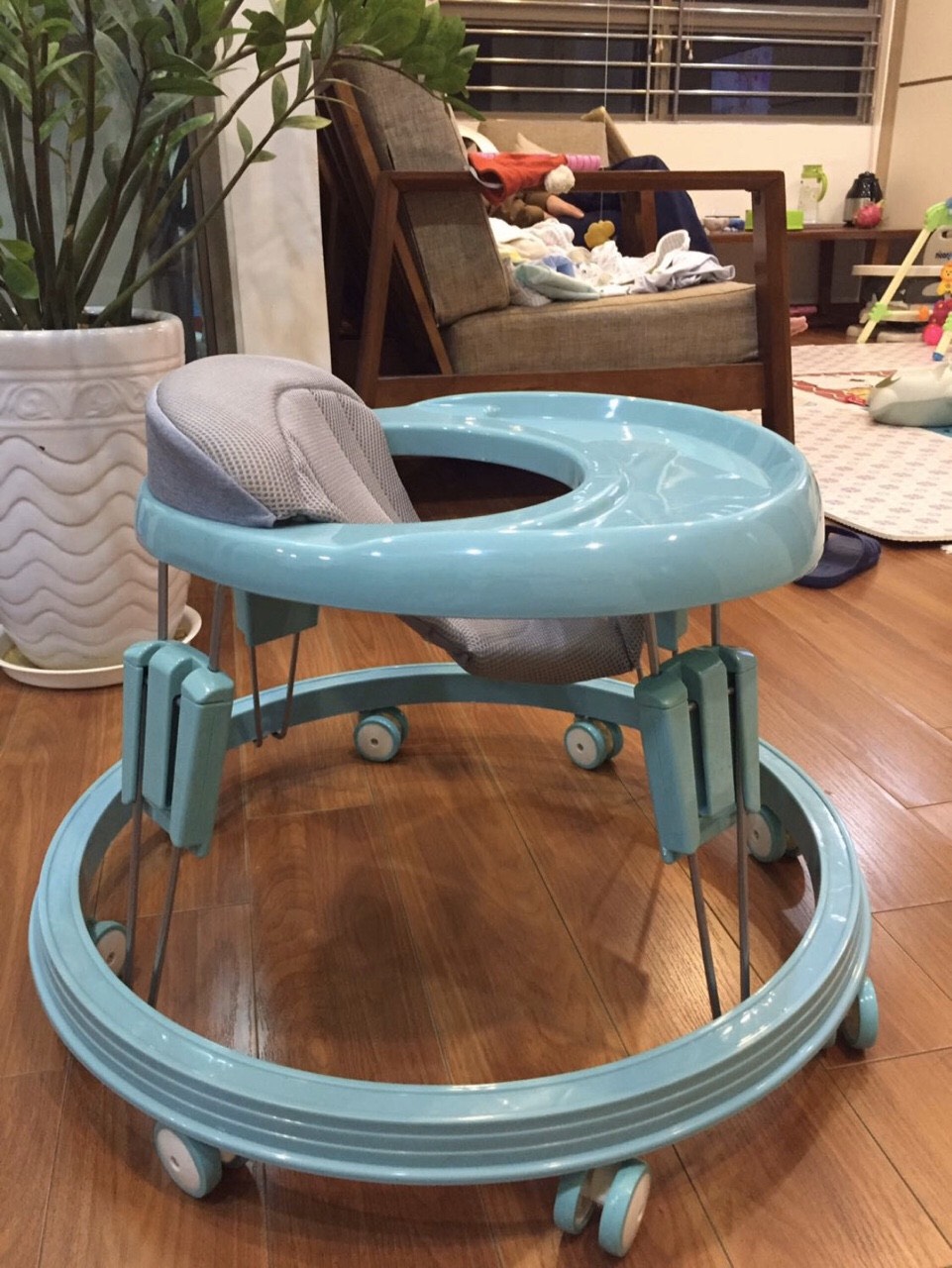 Xe tập đi tròn đệm