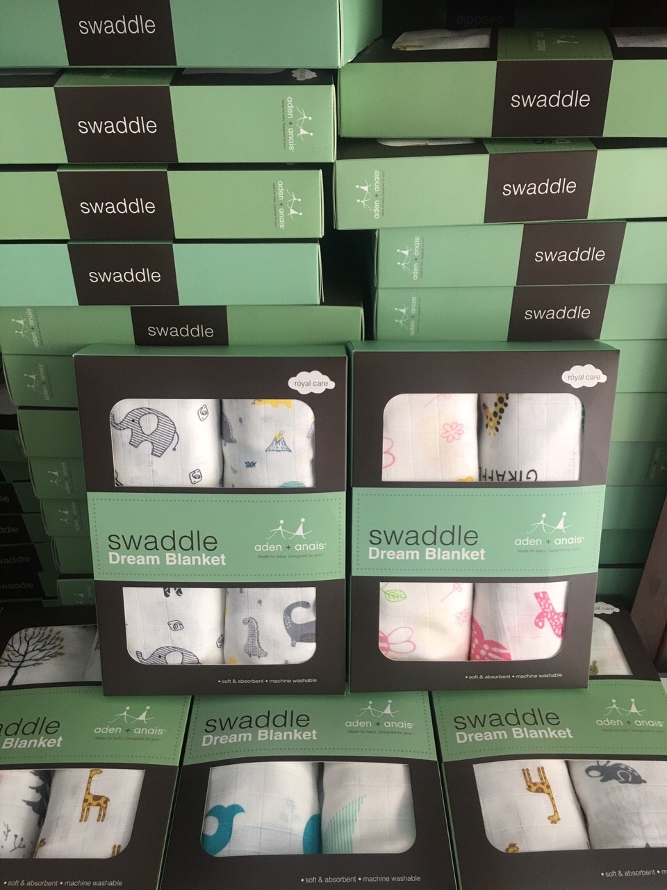 Hộp 2 khăn Aden 70%