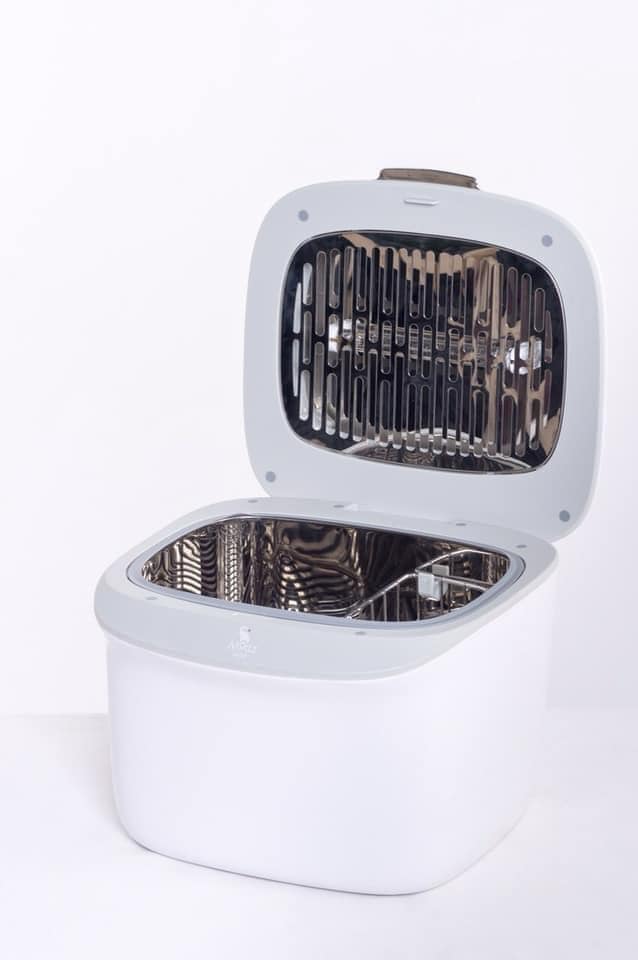 Máy tiệt trùng sấy khô tia UV Moaz Bebe MB007