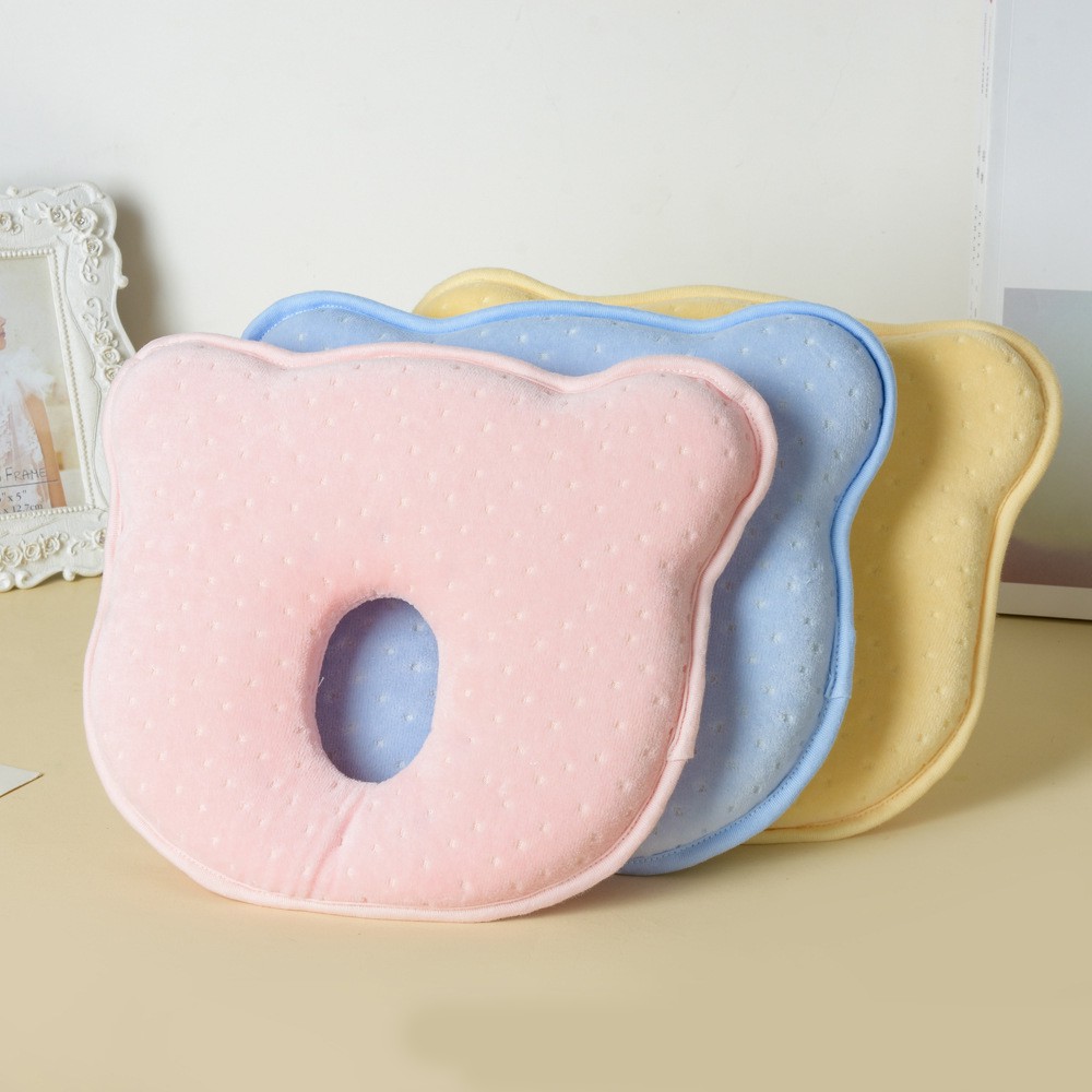 Gối lõm cao su quả táo, hình gấu