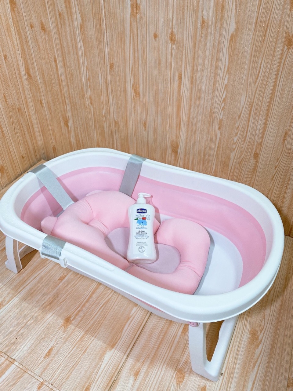 Chậu tắm gấp gọn kèm phao 2021