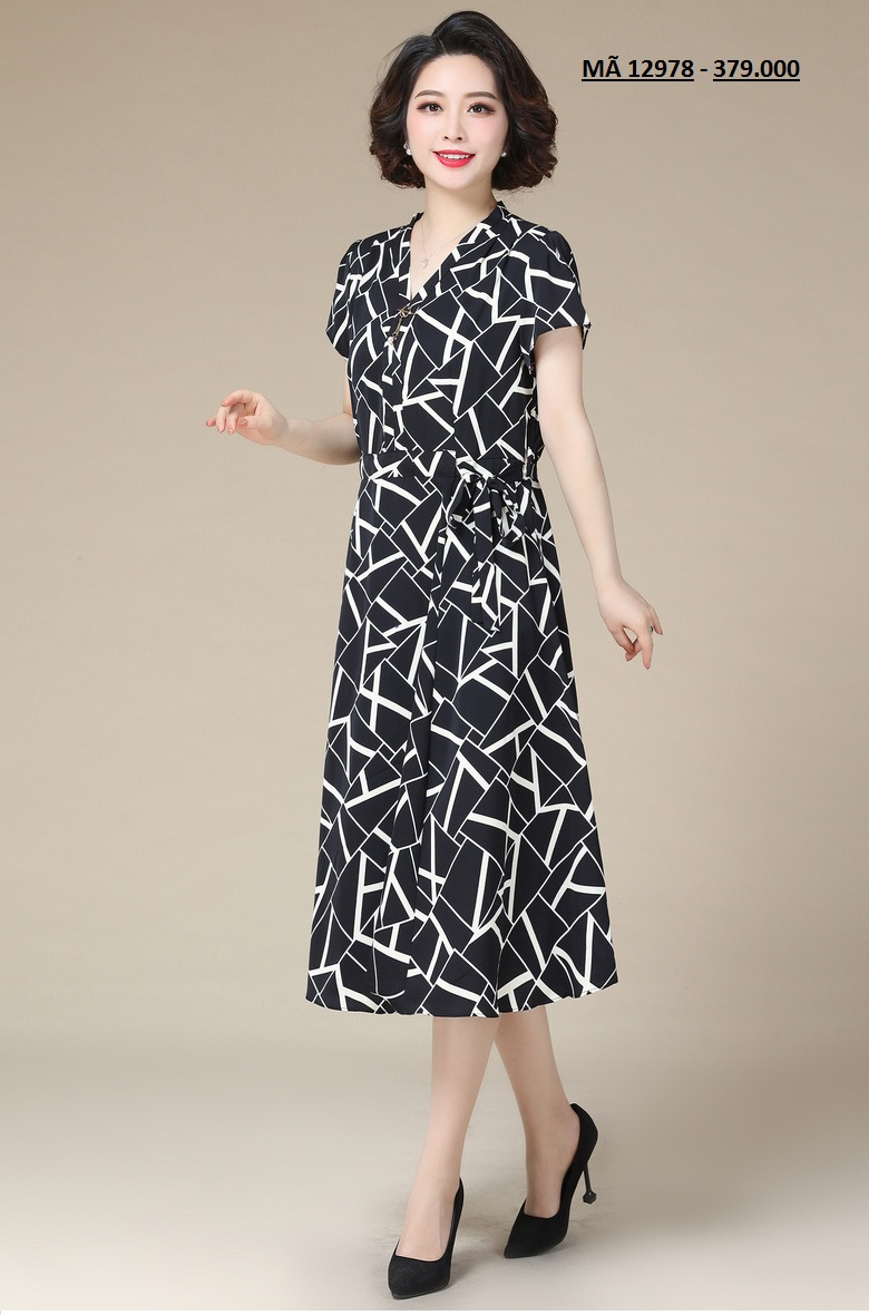 12978-Đầm xòe cổ tim  đính phụ kiện họa tiết zic zac _thumbnail_1