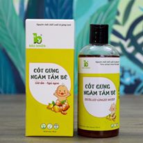 D520 Cốt gừng ngâm tắm bé Bảo Nhiên 330ml OK
