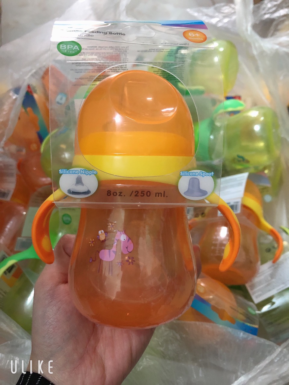 Bình uống nước nhiều tư thế Thái Lan 250ml