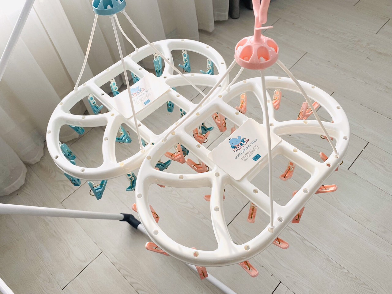 Giàn móc kẹp quần áo 22 móc Holla