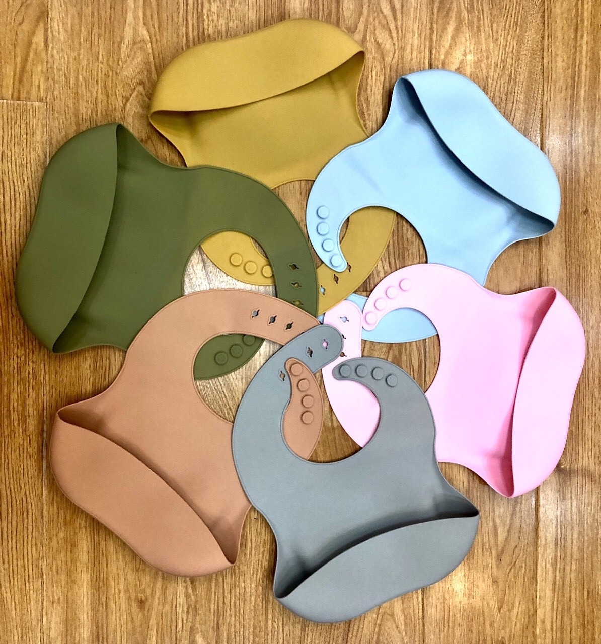 Yếm ăn dặm vải áo mưa