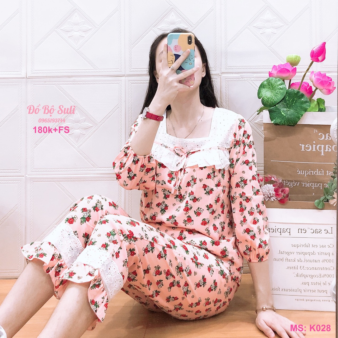 K028 Bộ dài lụa tiểu thư phối ren ở ngực và quần 40-57kg