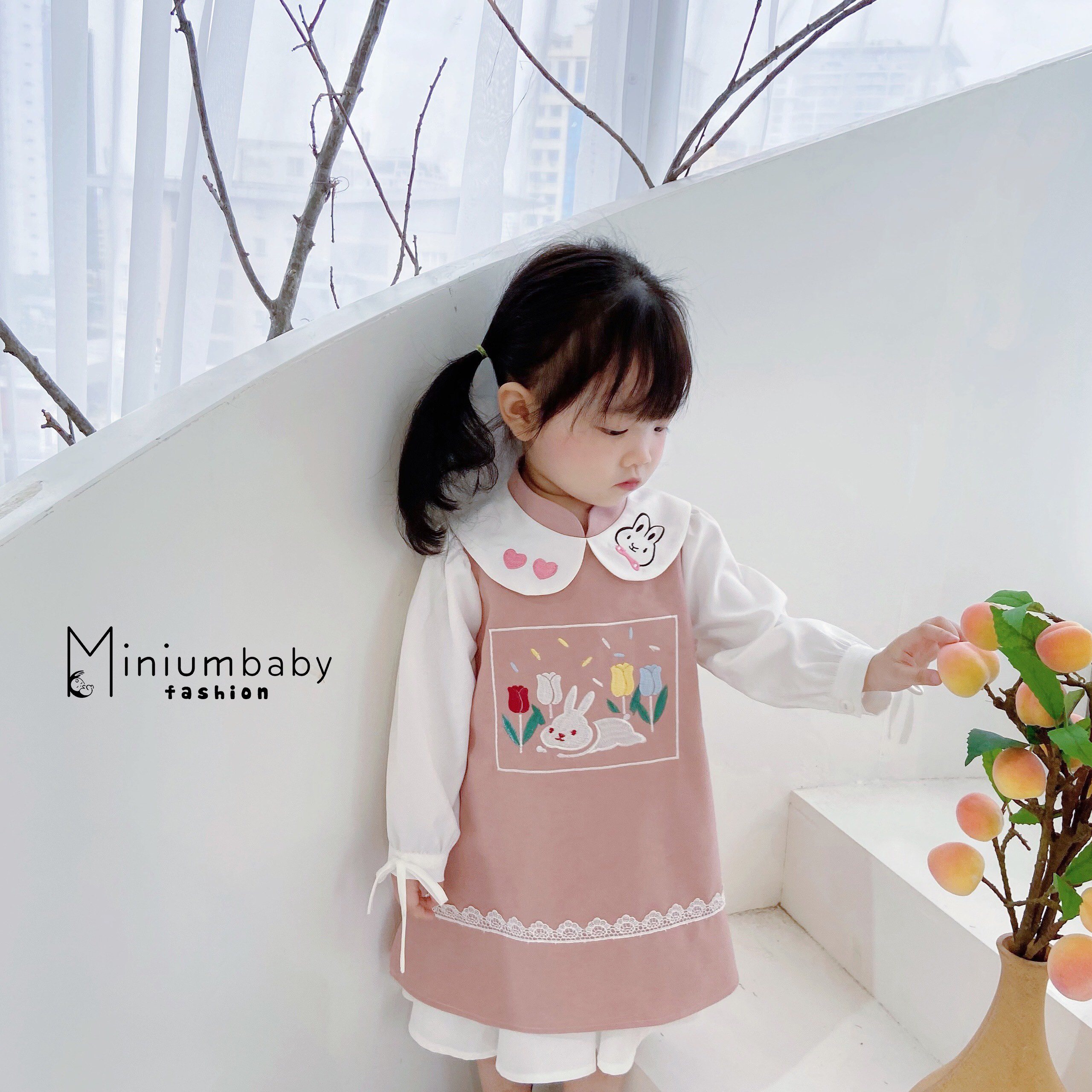 Áo dài bé gái con thỏ - AO21022