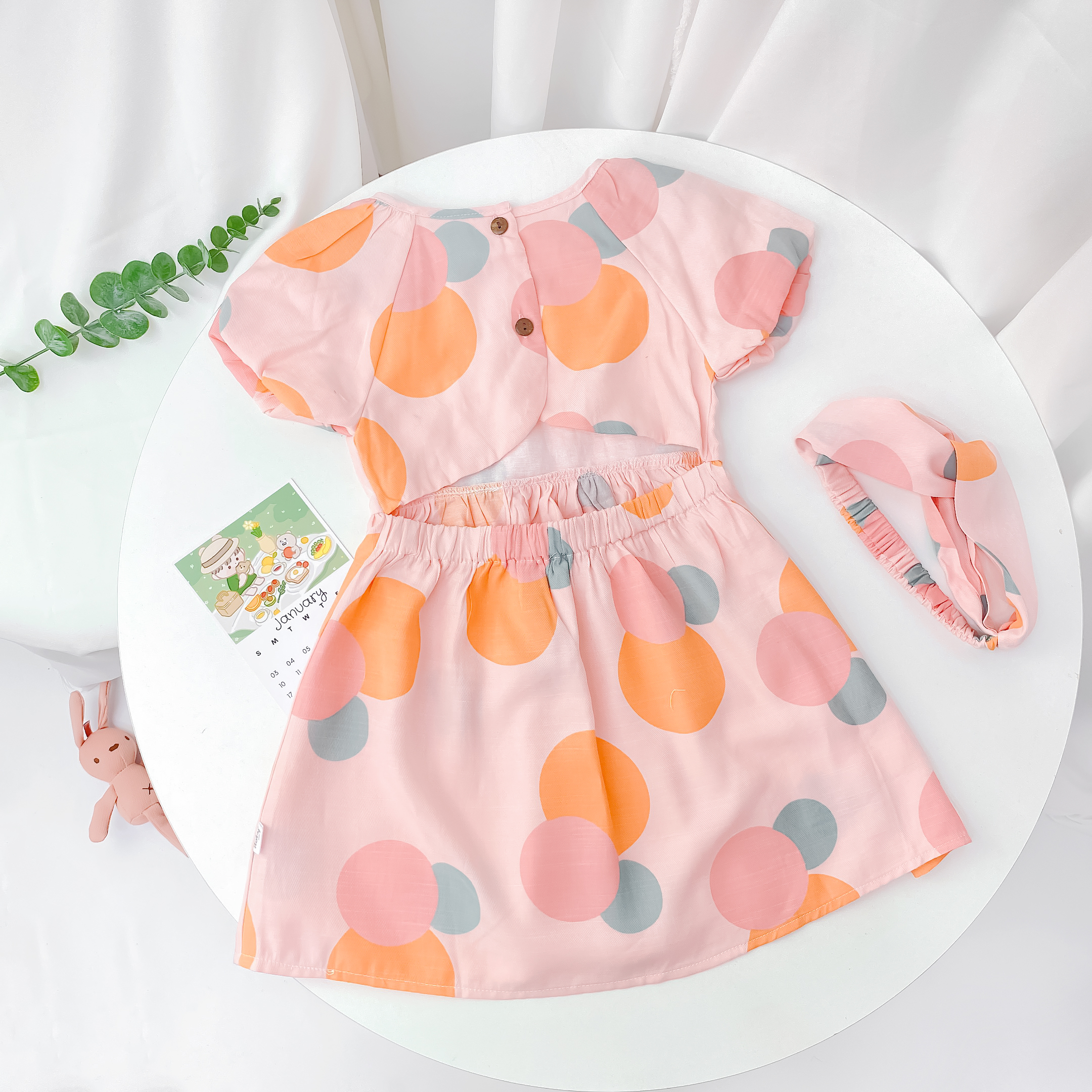 Váy cut out chun lưng_thumbnail_1