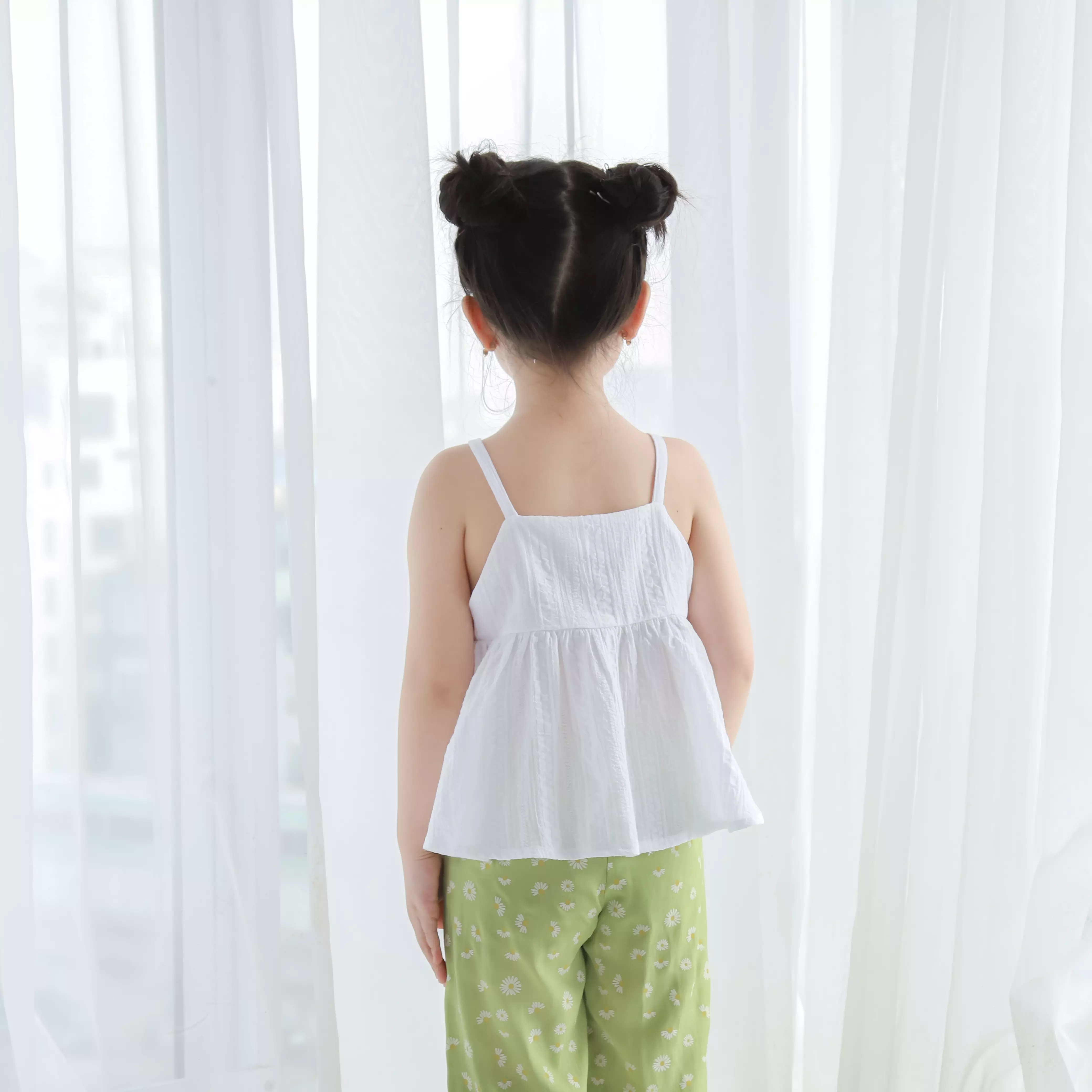 Sét áo hai dây và quần bomber_thumbnail_7