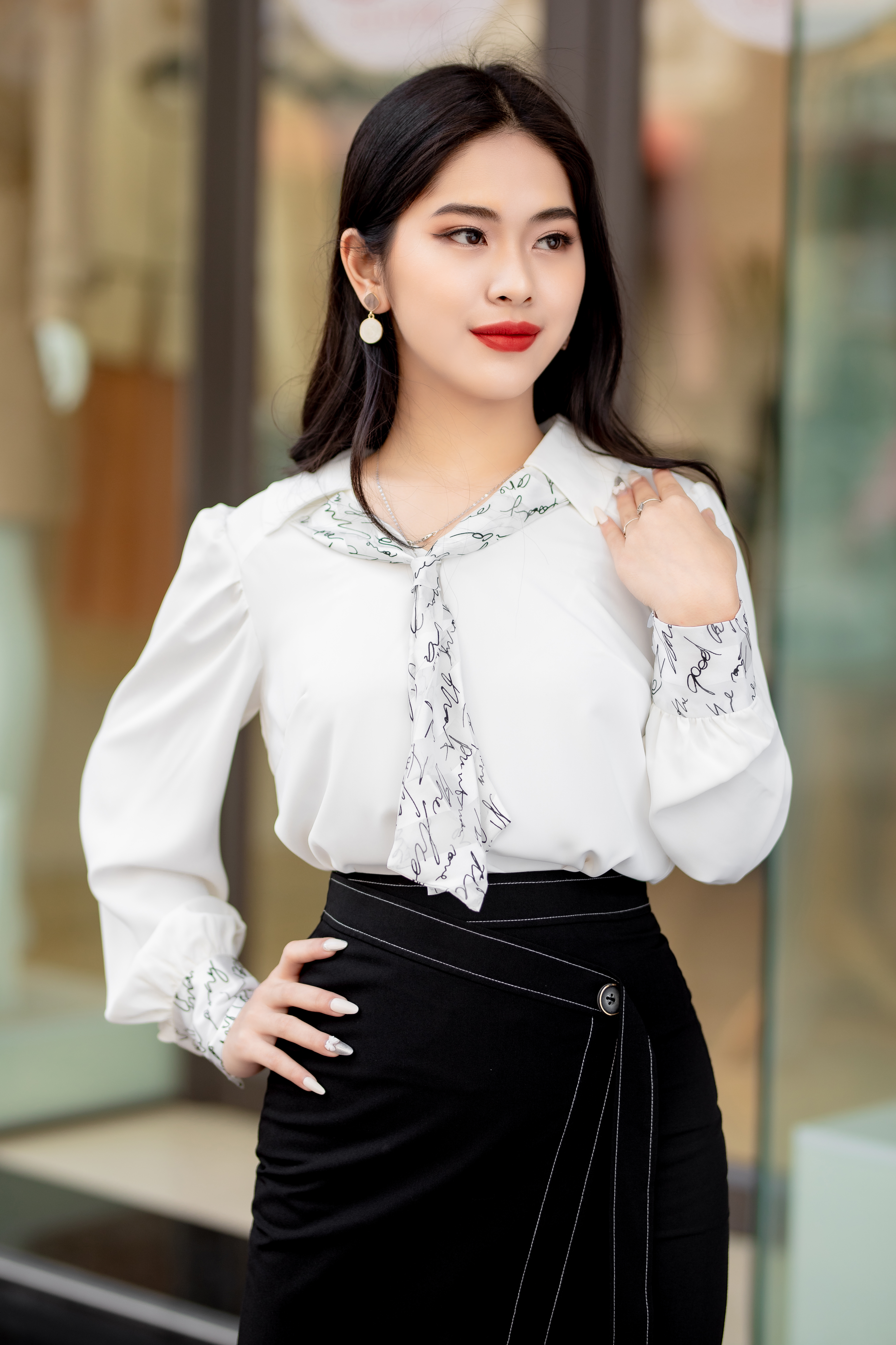 Áo sơ mi trắng thời trang cổ nơ- dài tay- vải lụa Nhật_thumbnail_0