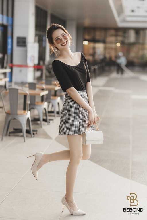Chân váy thời trang nữ kẻ caro trắng đen - Viria Skirt_thumbnail_4