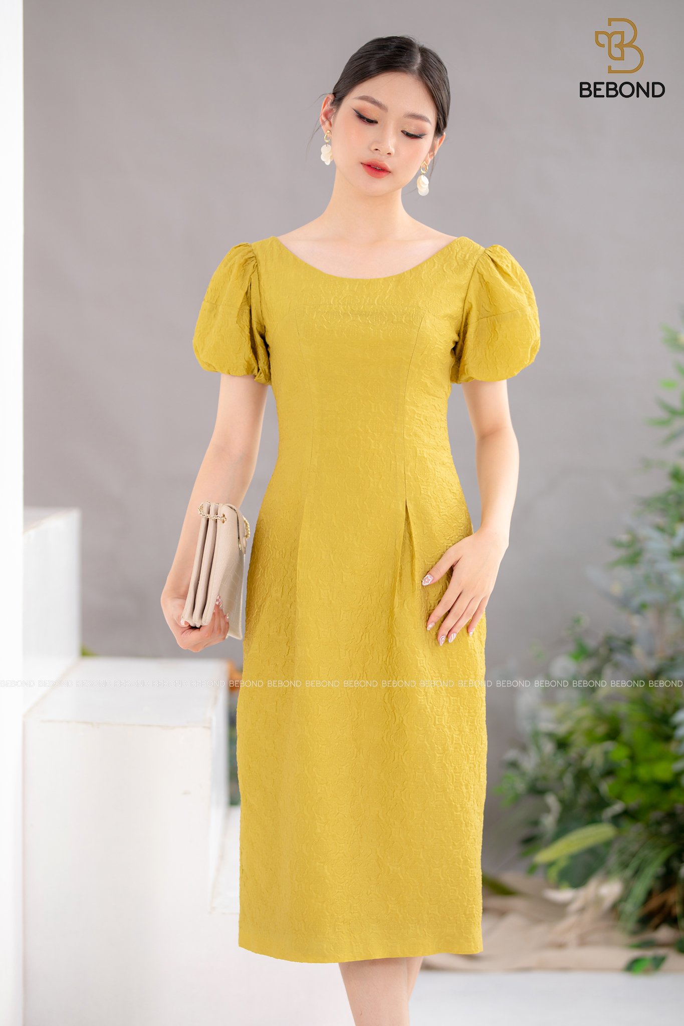 Đầm ôm màu xanh cốm non- JENNIFER