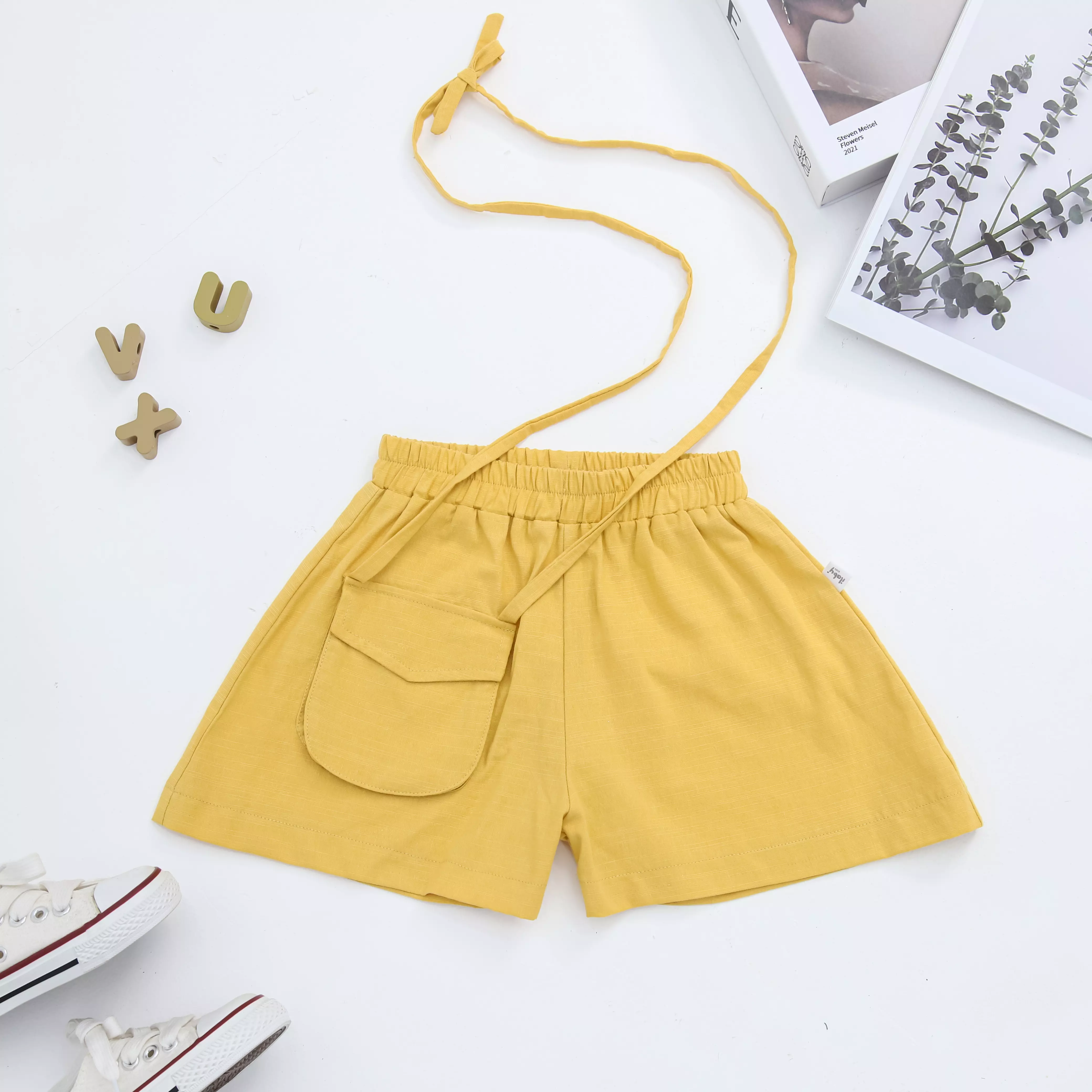 Quần sooc phối túi hộp đeo dây_thumbnail_1