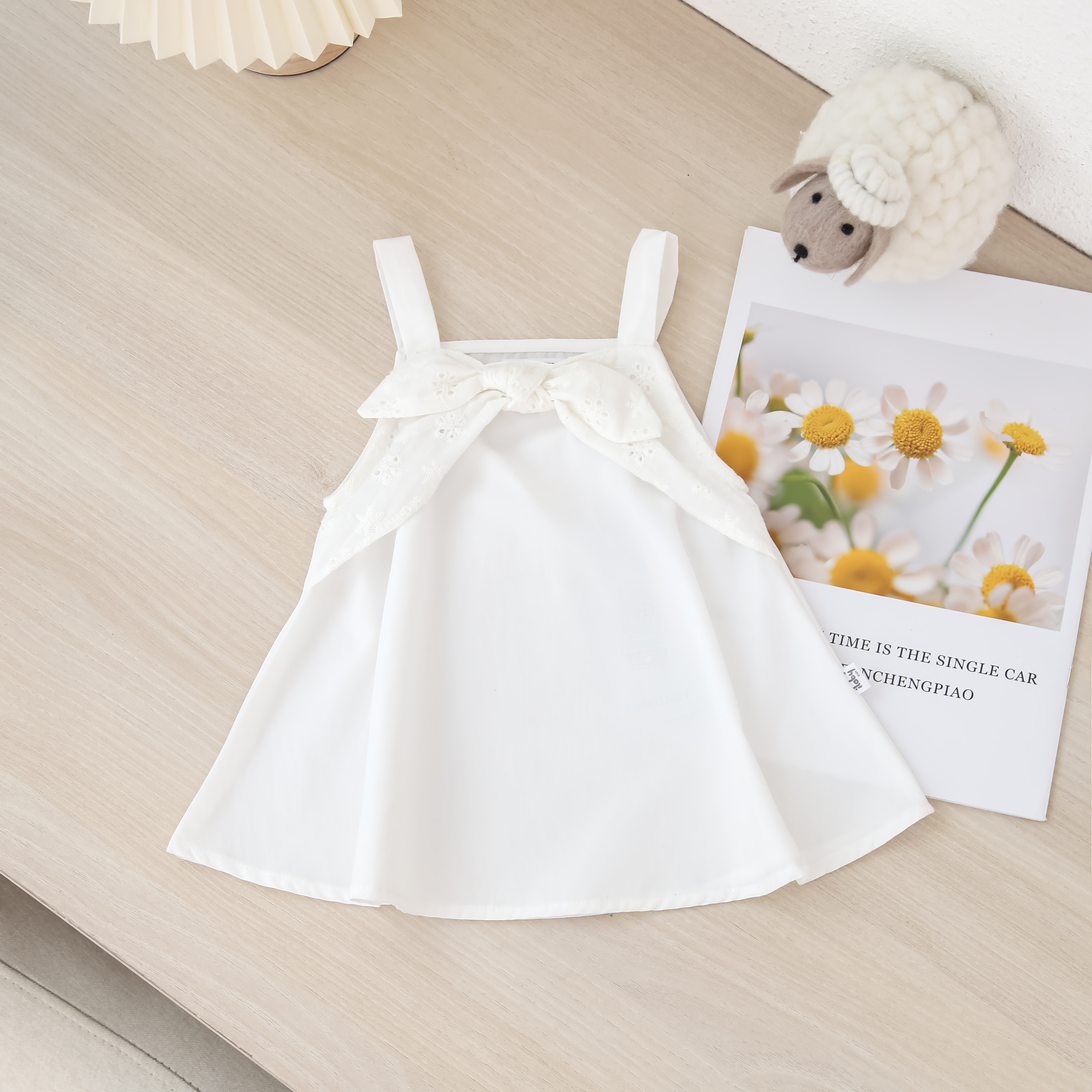 Áo kiểu hai dây phối boy thêu_thumbnail_1