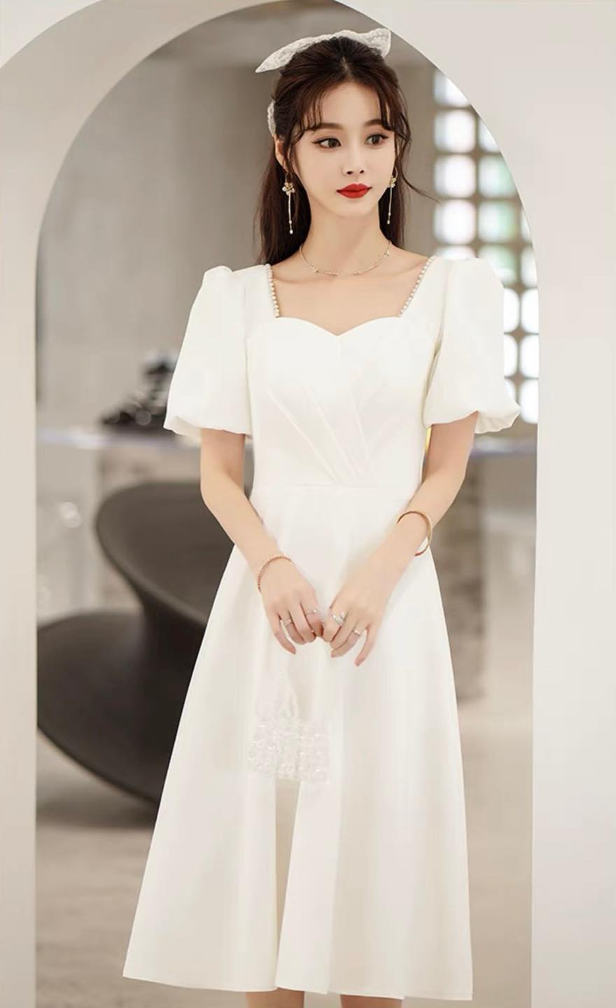 VD009 - Đầm trắng cổ trai_thumbnail_2