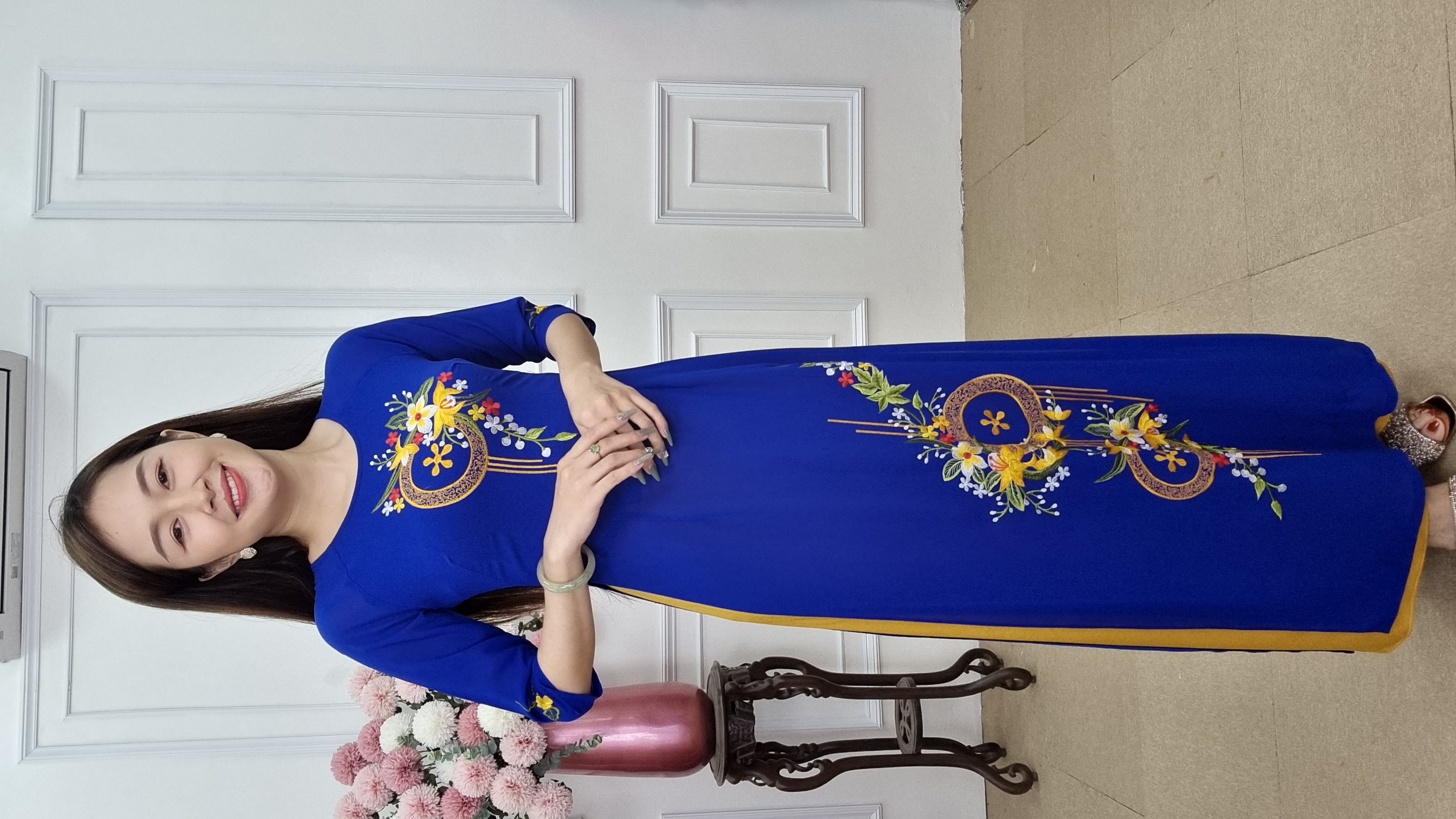 Tặng 015 áo dài xanh co ban thêu lồng đèn_thumbnail_2