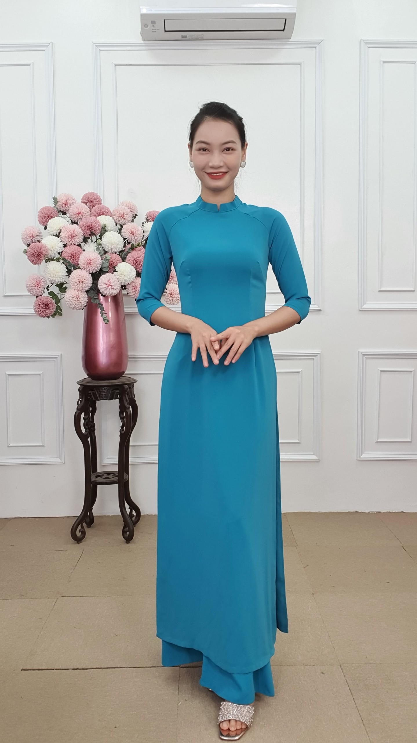 A2067CC bộ áo dài lụa mỹ xanh phỉ thúy trơn cổ 2p tay lỡ_thumbnail_2