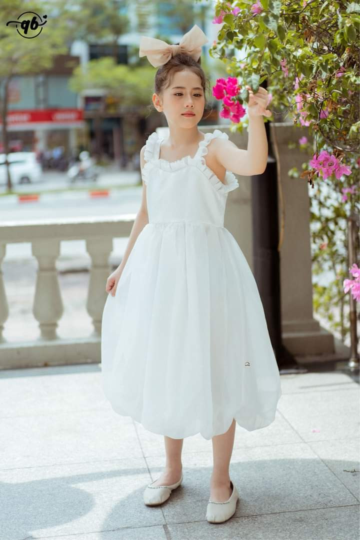 Váy trắng in hoa tay bồng (màu 01) – Gemini.Clothing