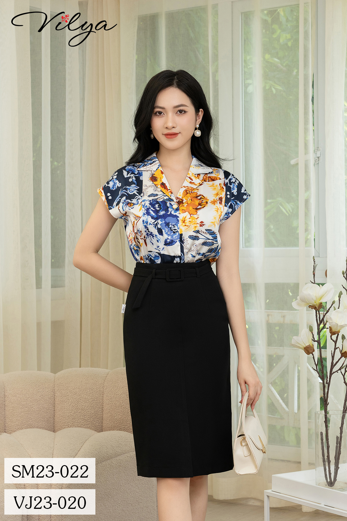 Chân váy ôm dây đai đen