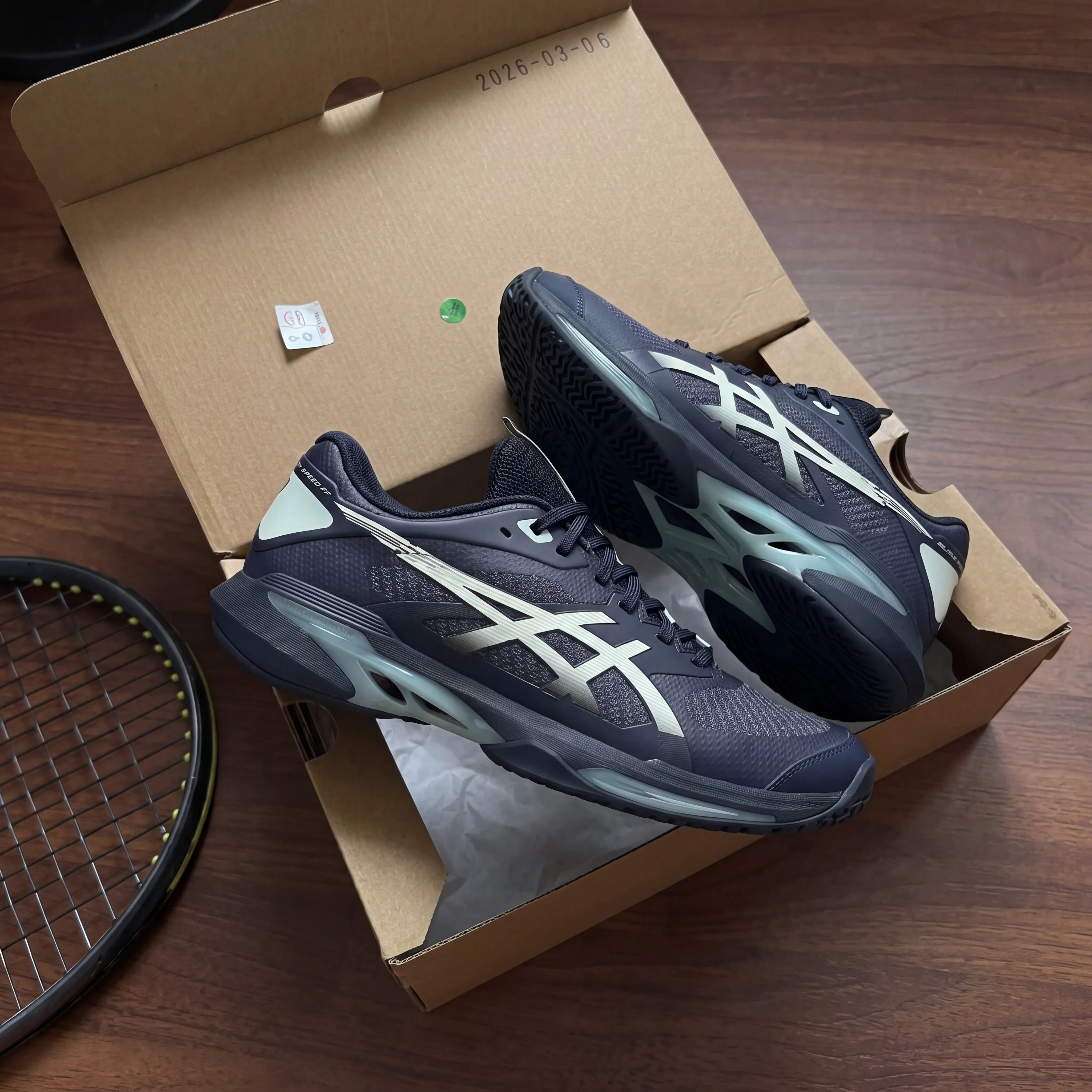 Asics Vapor 12 — Knicks