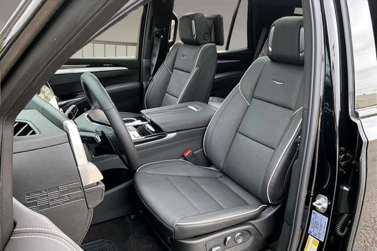 Cadillac Escalade front cabin seating