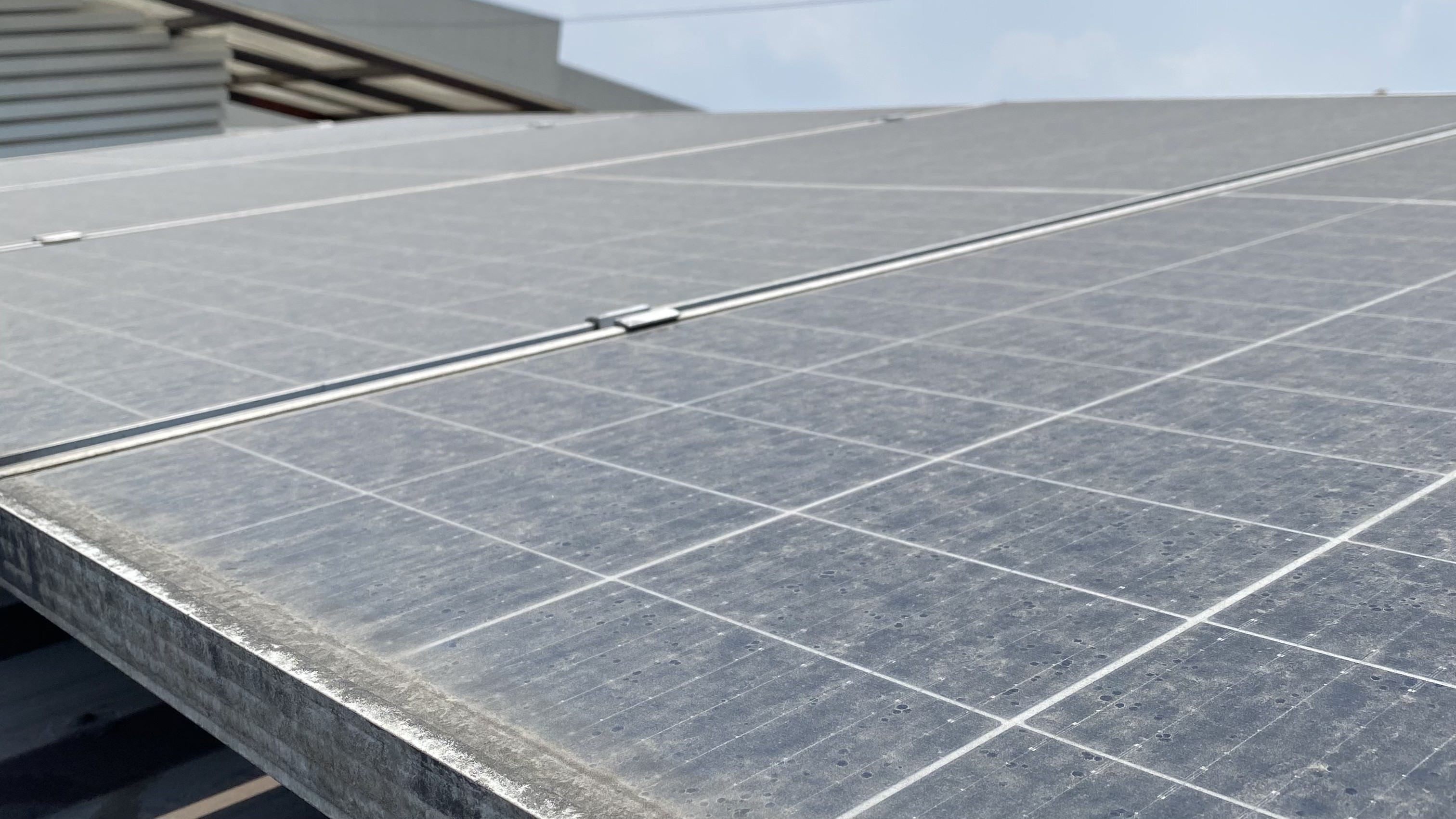 Signs solar panels need cleaning Philippines
