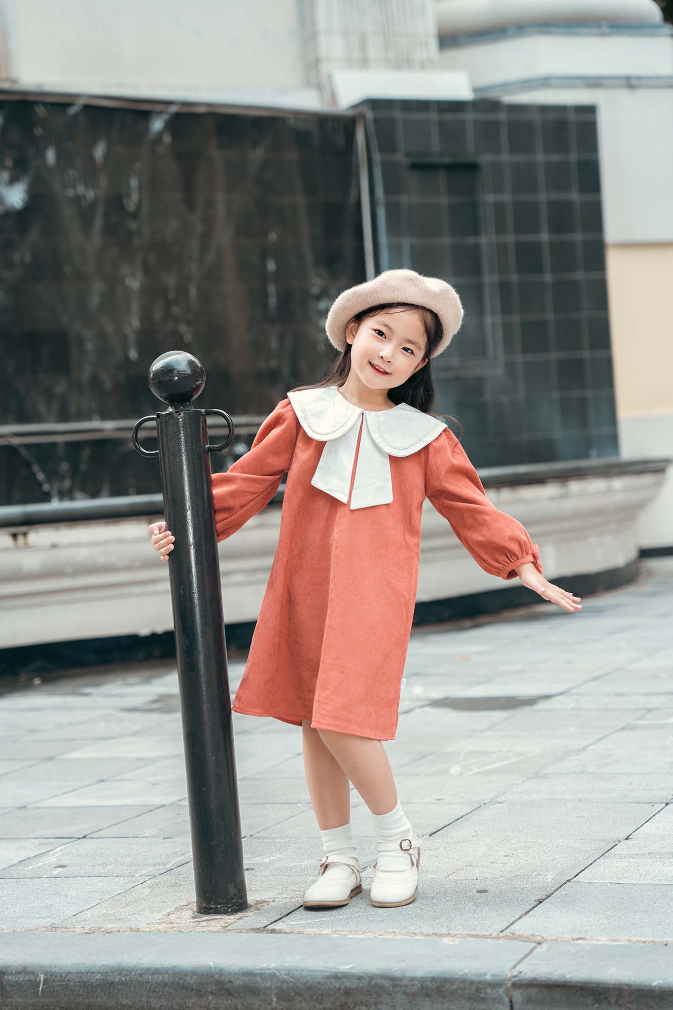 Váy nhung phối lá cổ nơ_thumbnail_0