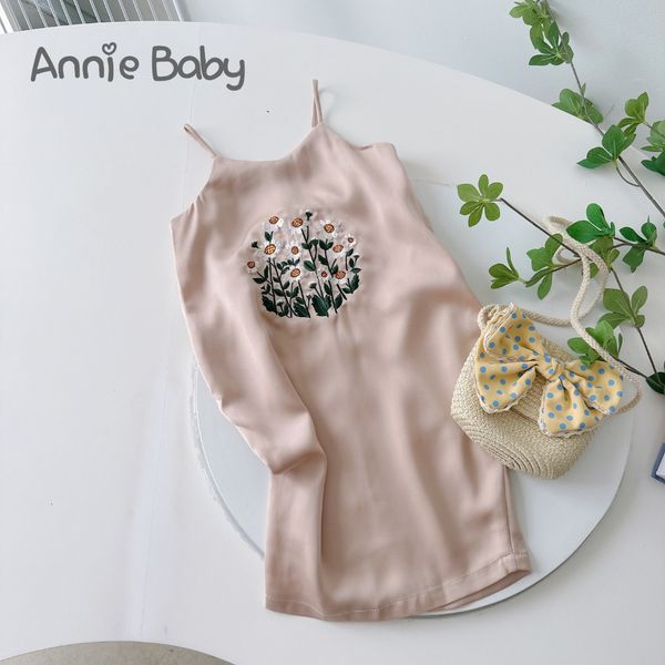 Đầm váy 2 dây cho bé gái từ 2 3 4 5 6 7 8 tuổi Magickids thêu hoa lụa ngọc trai mềm mịn phong cách tiểu thư VA23001_thumbnail_5