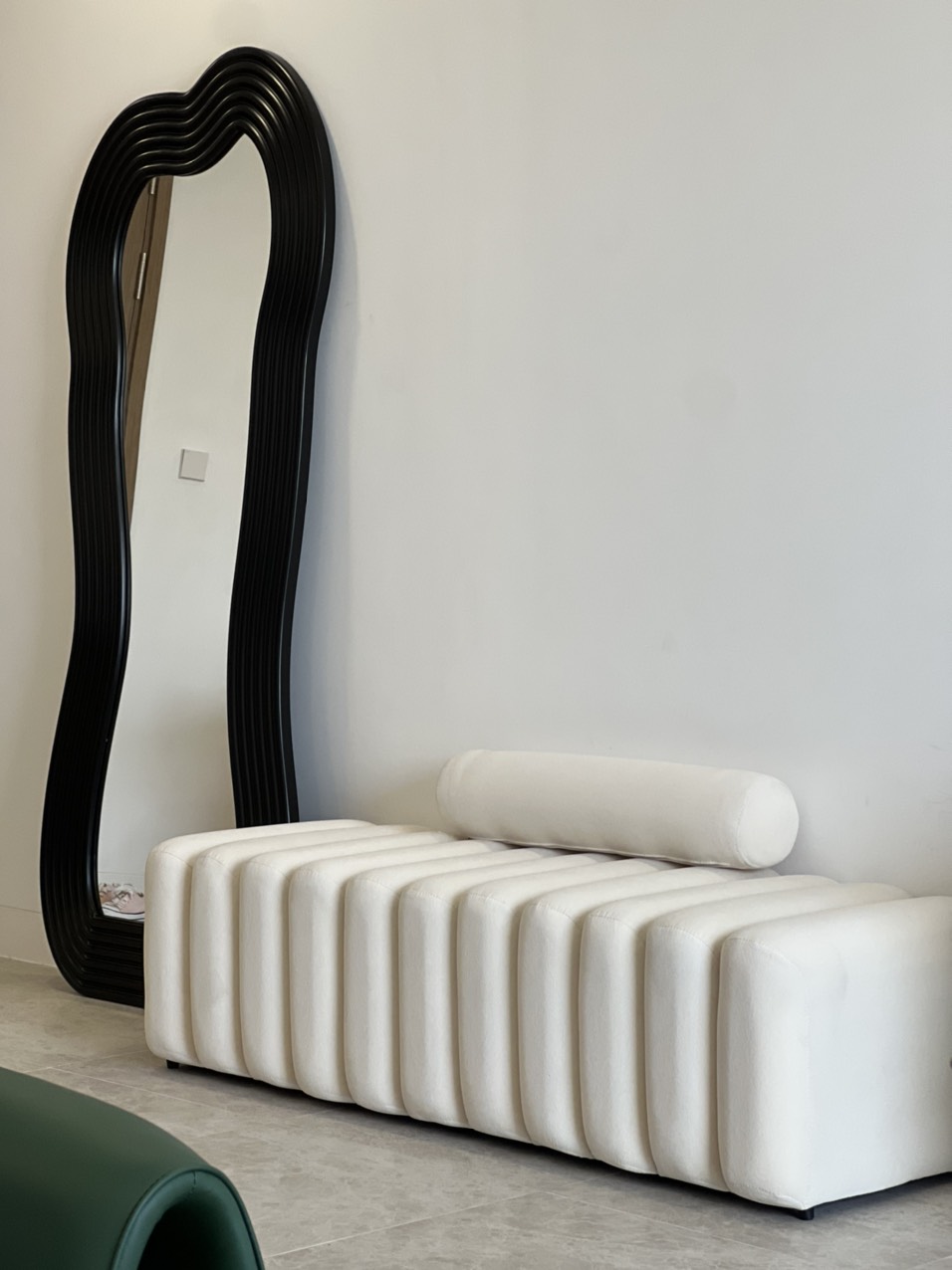 Cho thuê căn hộ 3PN Tại the River , nhà trống dọn vào ở ngay._thumbnail_1