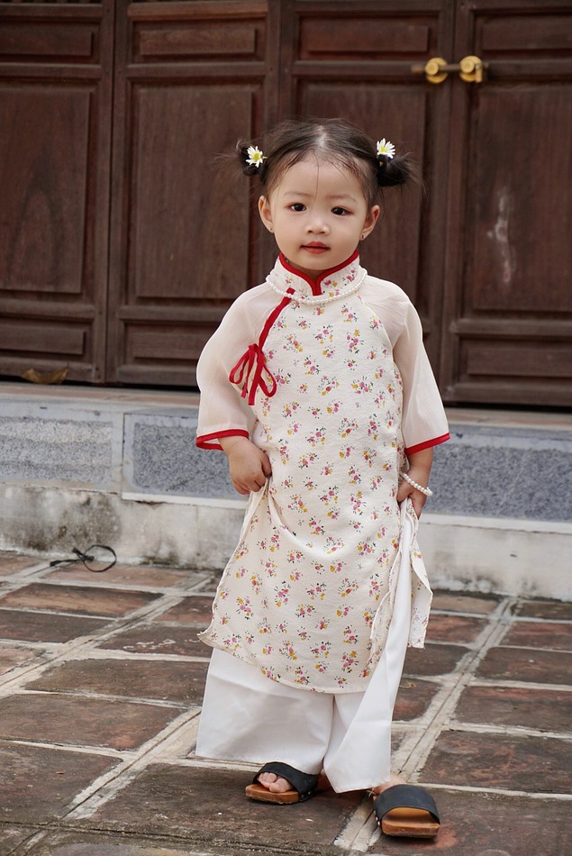 Áo dài cho bé gái dáng cách tân Anniebaby áo dài đôi mẹ và bé mặc Tết in hoa nhí Quần áo trẻ em AD23012_thumbnail_4