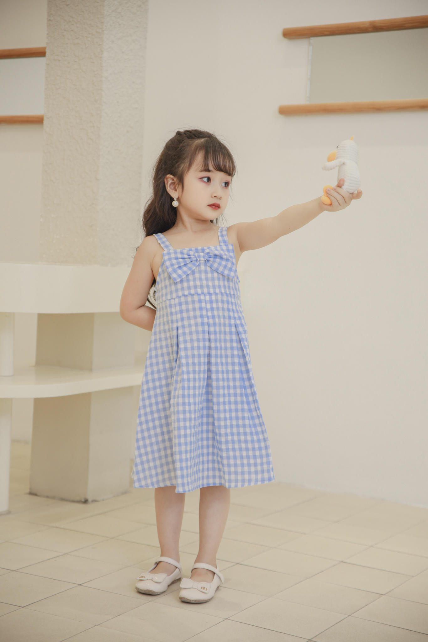 Váy kẻ hai dây nơ ngực_thumbnail_2