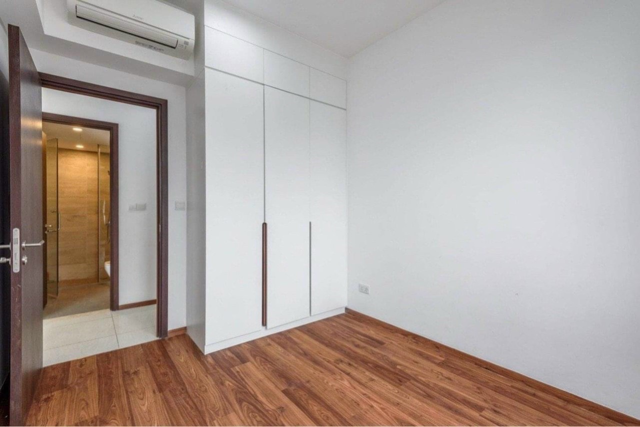 Chính chủ cho thuê căn 3 phòng ngủ , View thoáng mát giá hạt dẻ tại One verandah