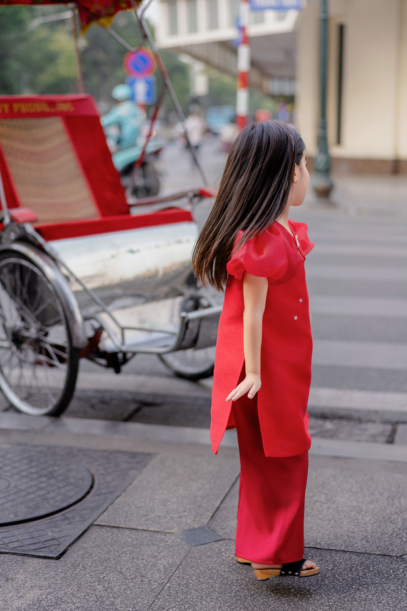 Áo dài Nhã Kỳ bé