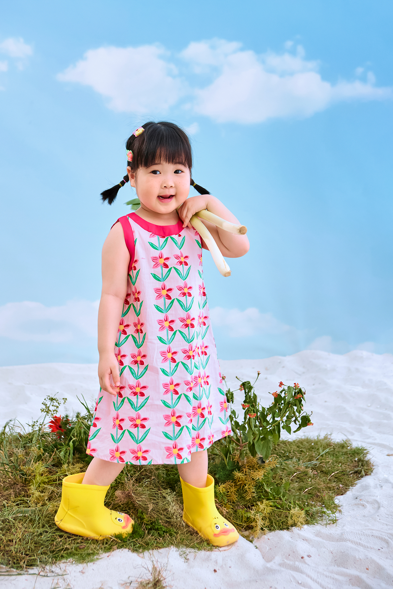 Váy suông cổ tròn họa tiết phối nơ sau_thumbnail_0