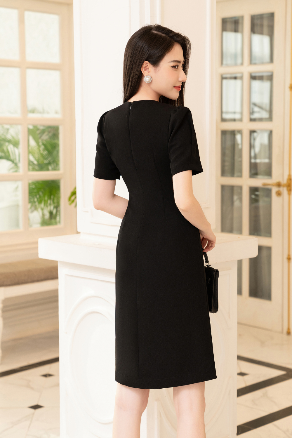 Đầm xòe đen 1 màu phối cổ phối kẻ đen trắng_thumbnail_4