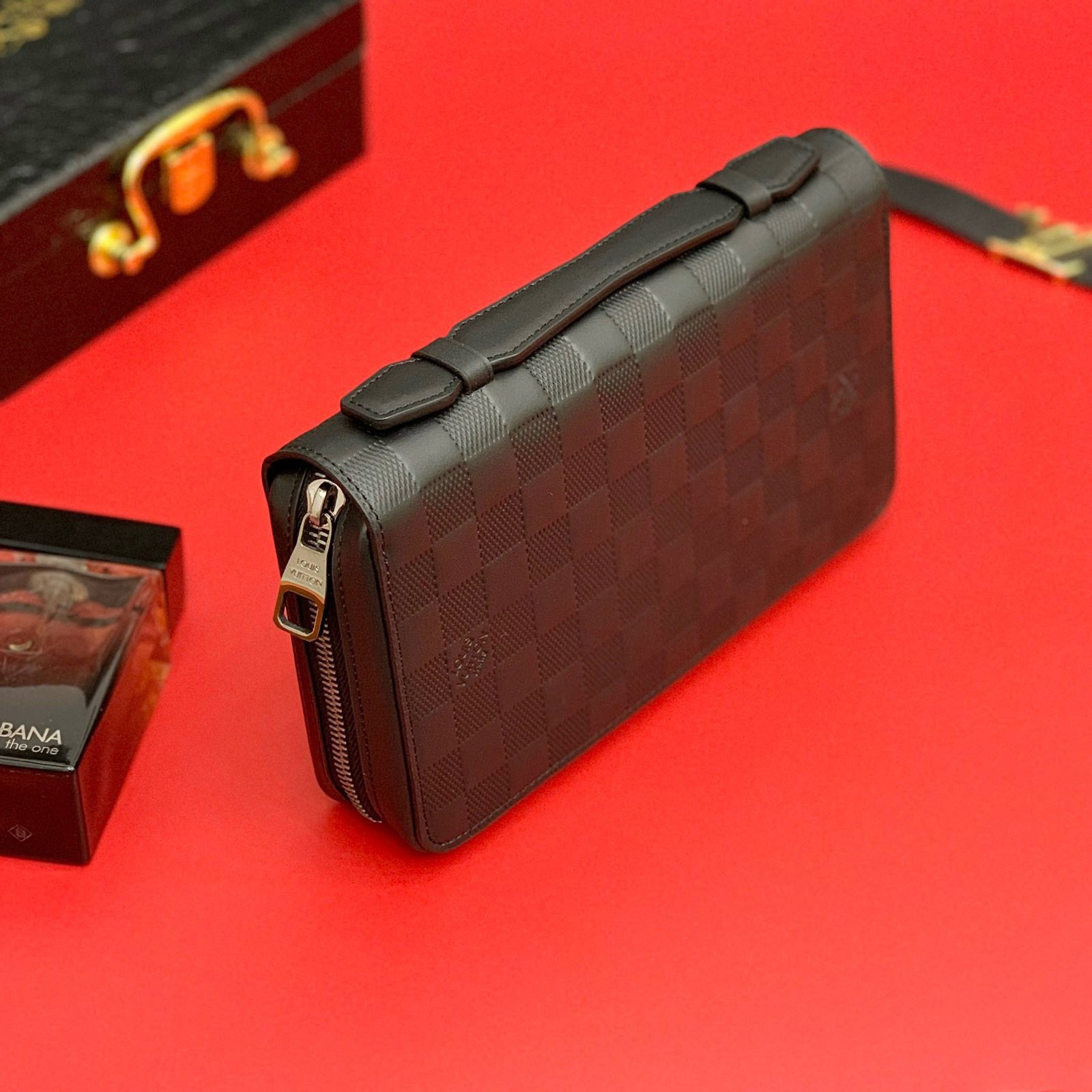 Ví dài séc clutch nam LV Zippy XL Onyx Damier Infini Leather Clutch_thumbnail_3