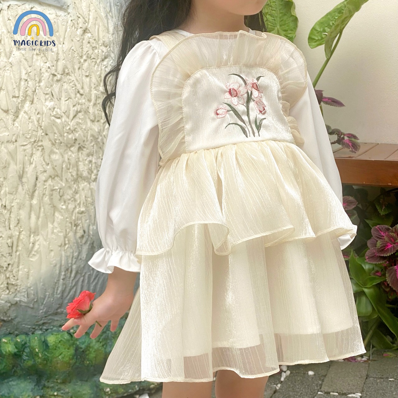 Váy đầm công chúa bé gái Magickids dáng xòe tay phồng chất voan cao cấp thêu hoa mặc sự kiện, Tết VA22001_thumbnail_10