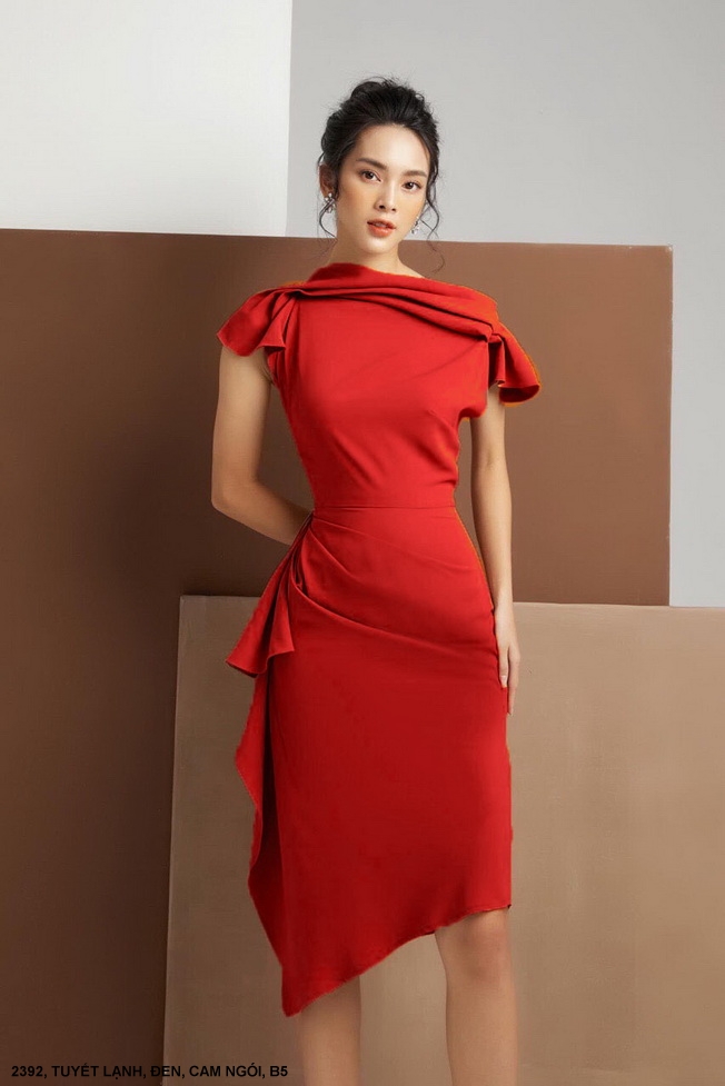 ĐẦM LAI XÉO CỔ VÀ TAY XẾP LY LỚN - 2392