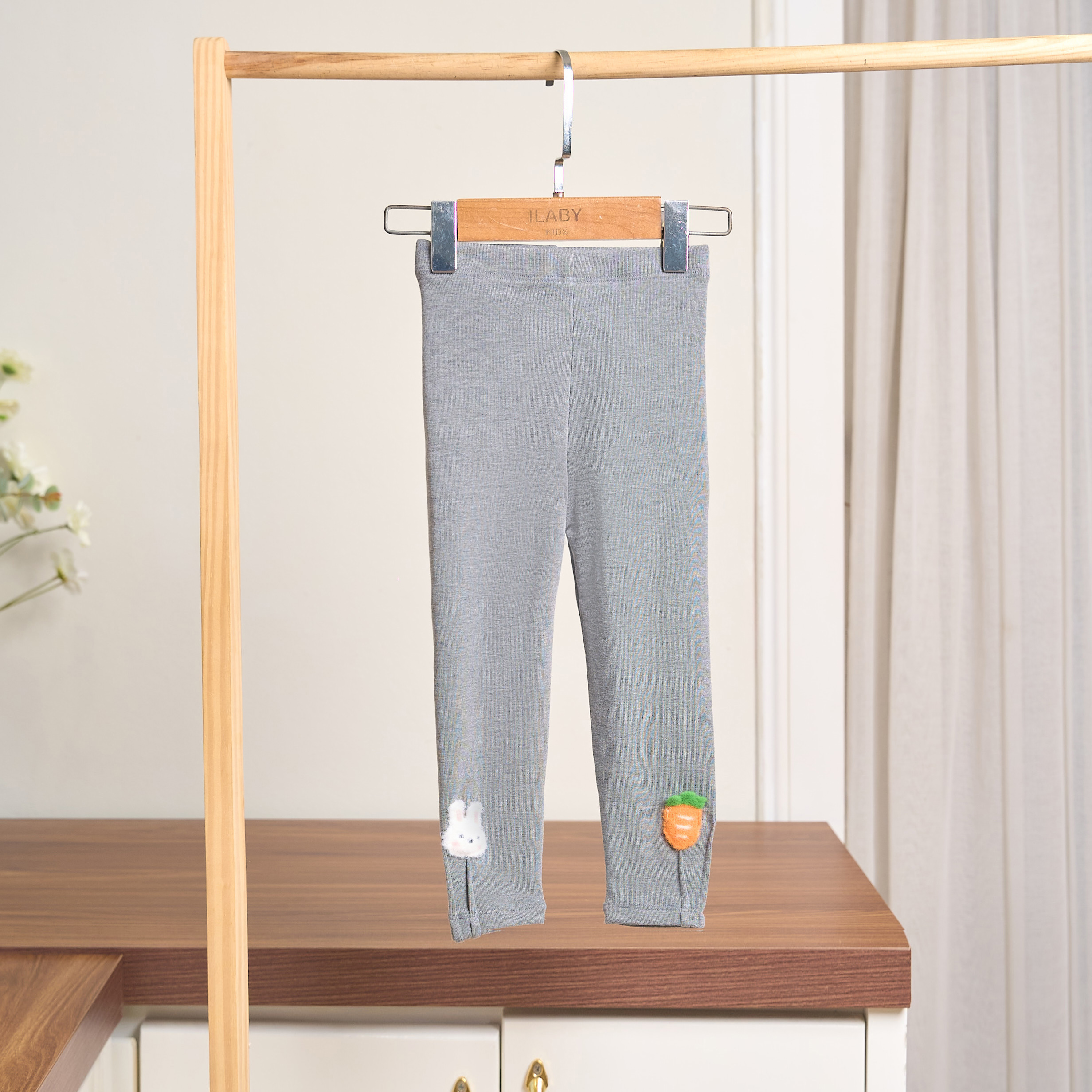 Quần legging đính hoa nhỏ_thumbnail_4