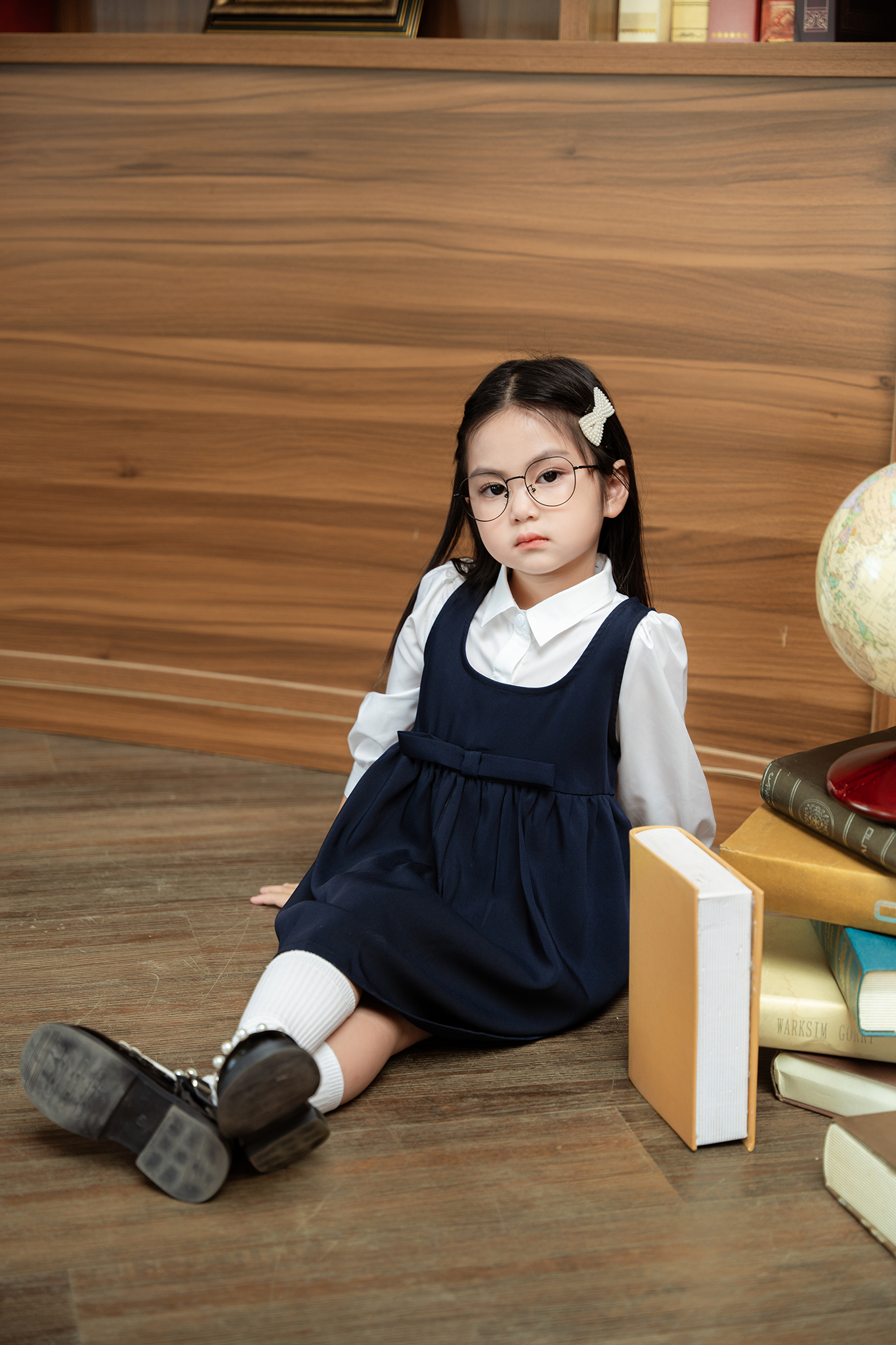 Váy yếm phối nơ vuông trước