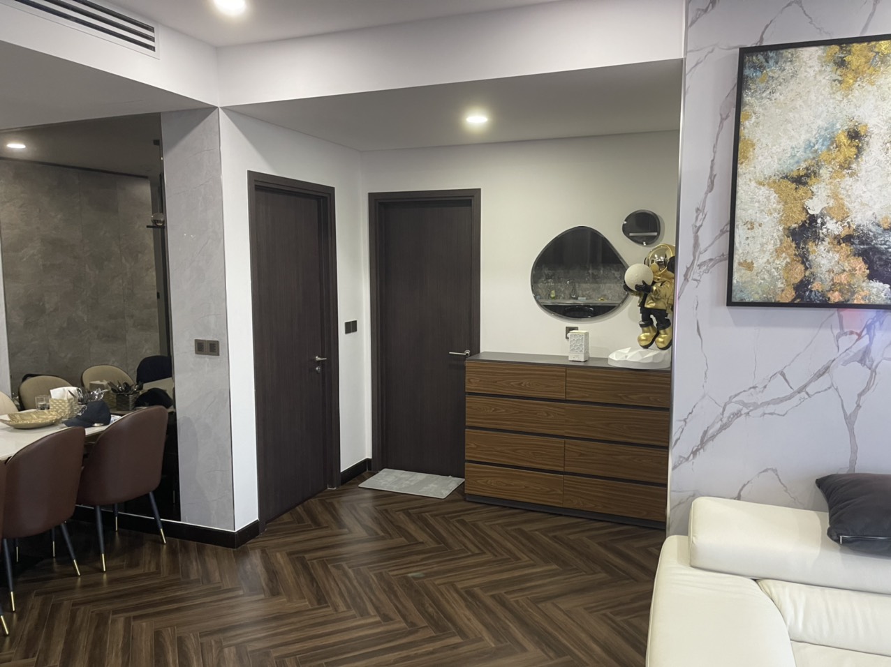 Pool Villa 360m2, sân vườn trên không, chỉ một căn duy nhất 200 triệu/ tháng_thumbnail_4