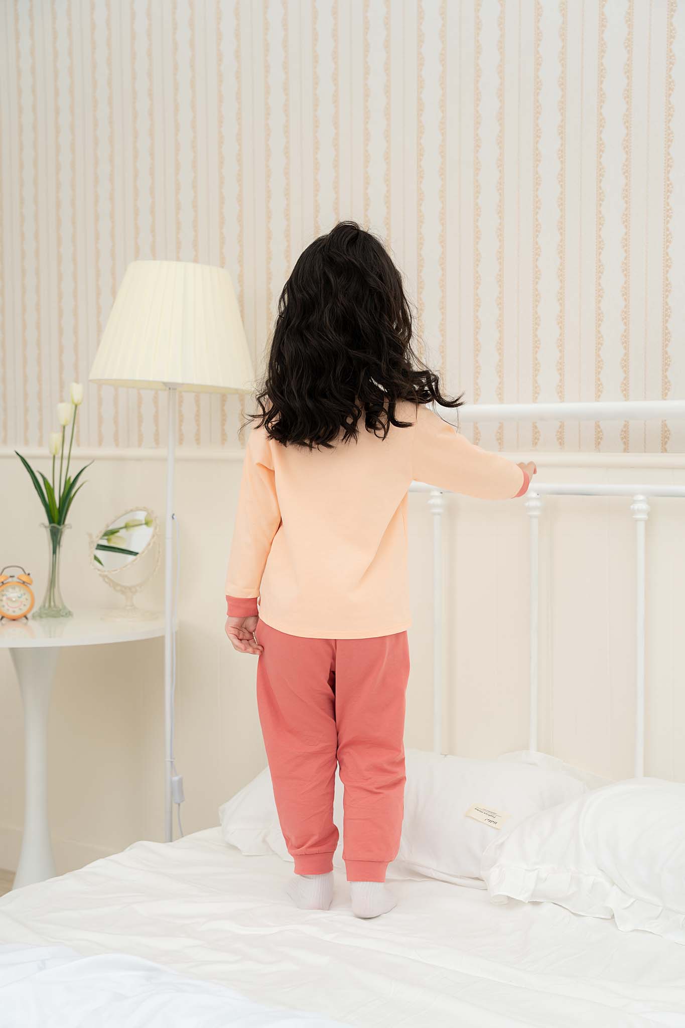 Bộ thun bé gái in hình trên áo_thumbnail_1