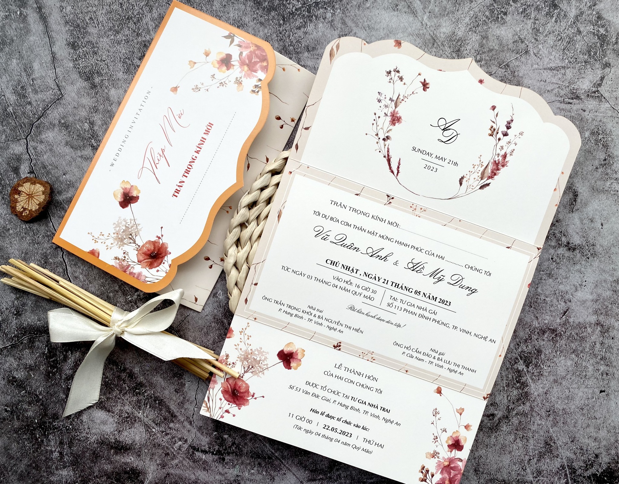 Thiệp gập Creamy TCM069