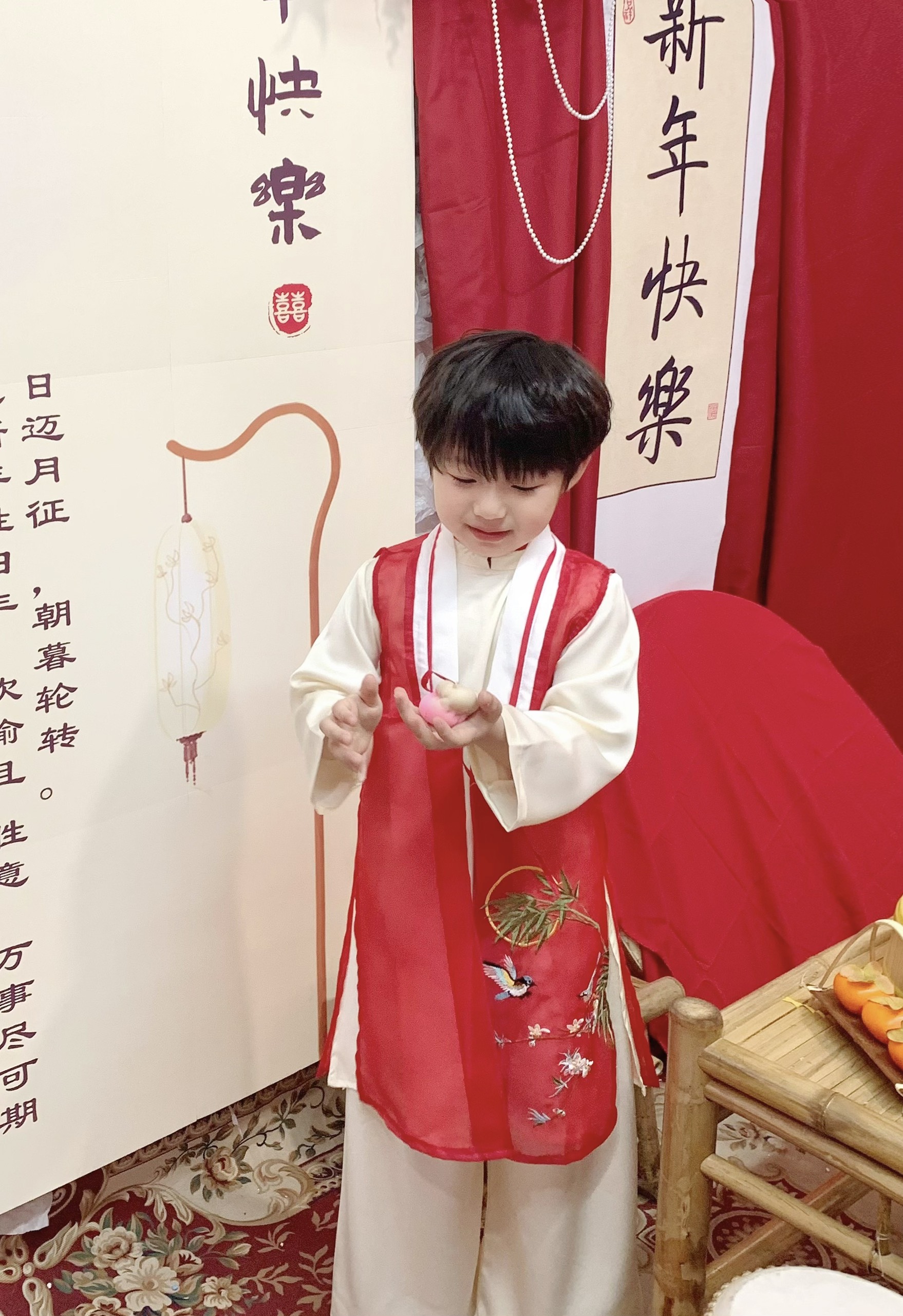 Áo dài cho bé trai 2 3 4 5 6 7 8 9 10 tuổi Magickids áo dài Tết cách tân size đại mẫu mới 2024 Quần áo trẻ em AD23021_thumbnail_3