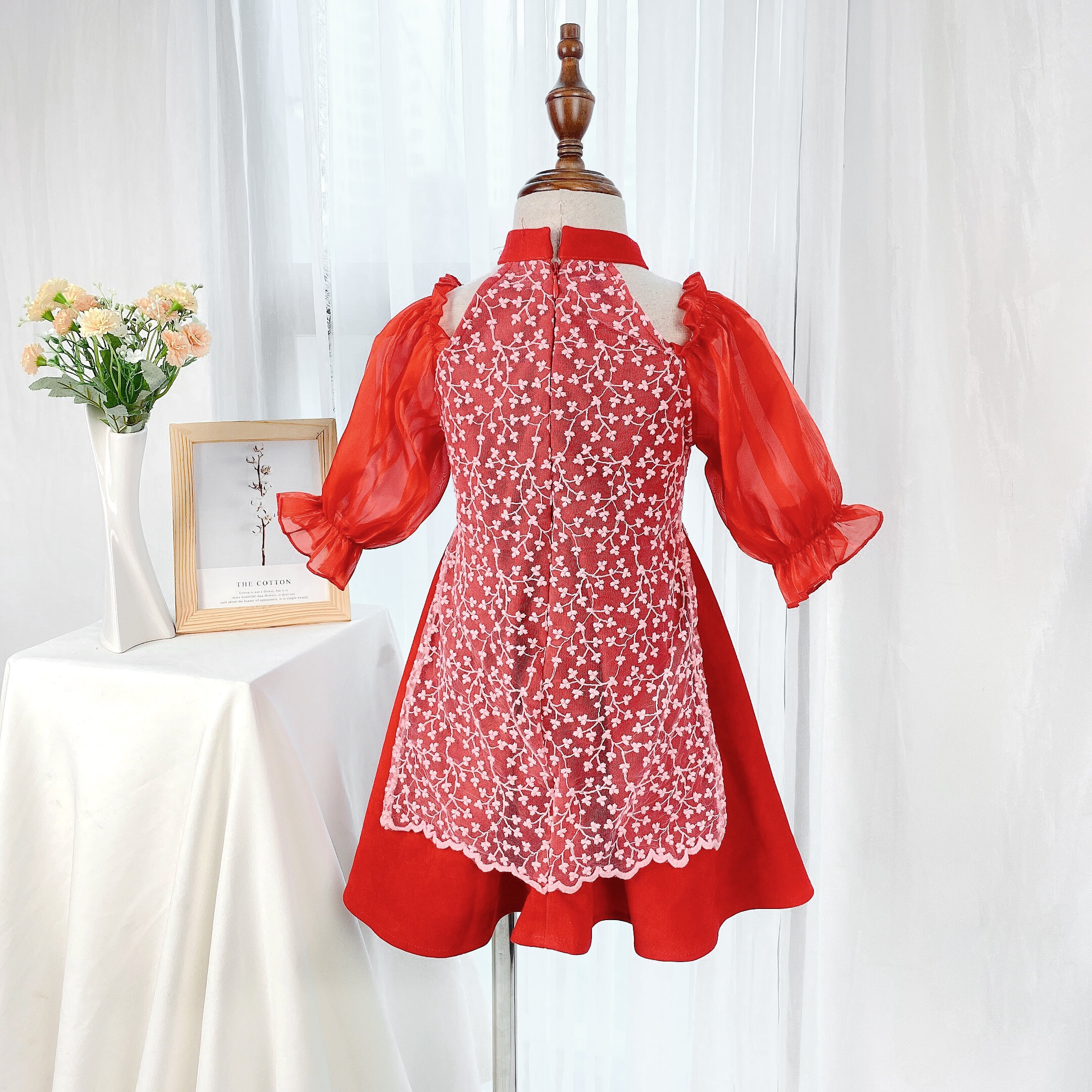 Váy tơ phối ren khoét vai_thumbnail_6