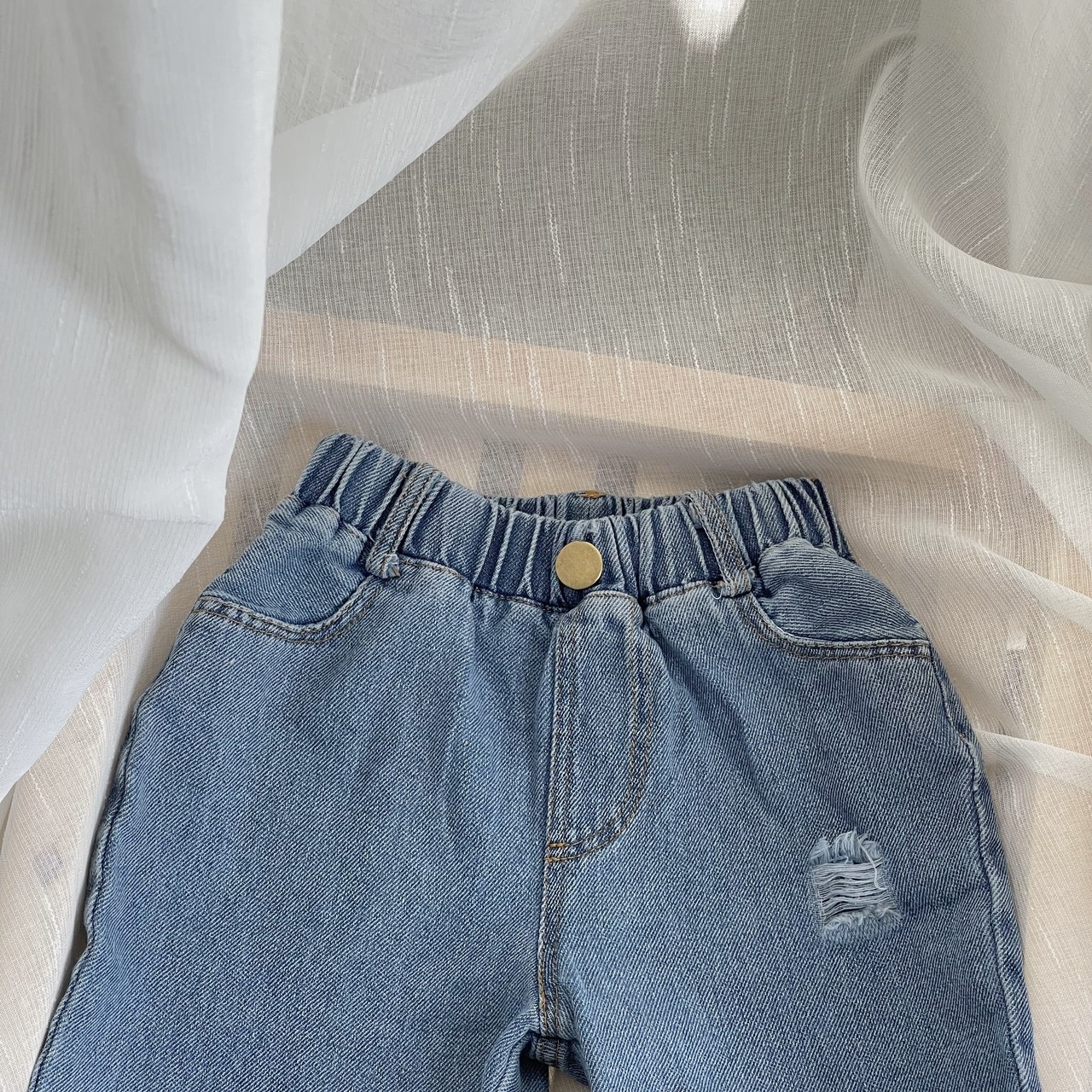 Quần dài bé trai 1 2 3 4 5 6 7 8 9 tuổi chất jean Magickids dáng baggy form rộng Quần áo trẻ em đi học đi chơi QD22019