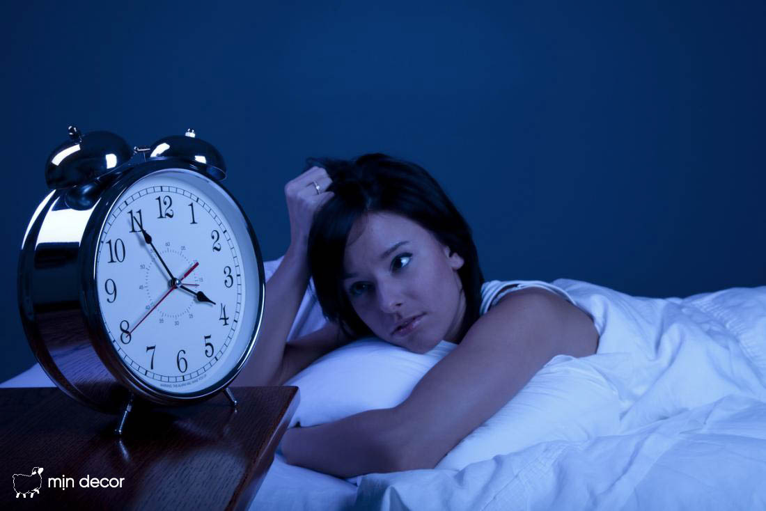 Buồn ngủ mà không ngủ được là bệnh gì? Điều trị thế nào?