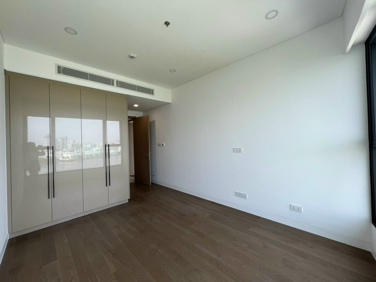 Đừng bỏ lỡ - Cần bán nhanh siêu phẩm 2PN, nội thất hiện đại, đẹp nhất dự án The River Thủ Thiêm_thumbnail_1